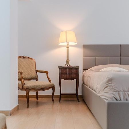 B&B Charme Lecce Exterior photo